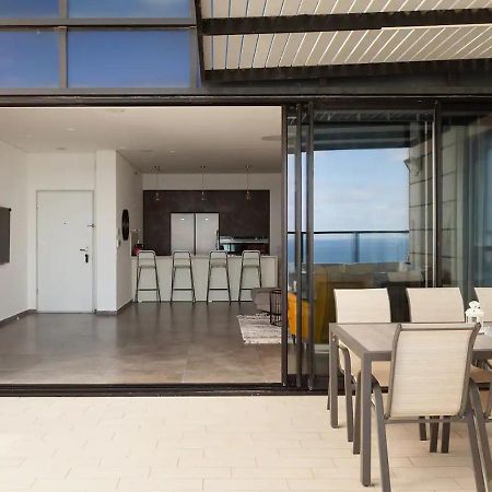 Апартаменти Oַ&O Group- Luxury Penthouse Jacuzzi Sea 36 Floor Бат-Ям Екстер'єр фото